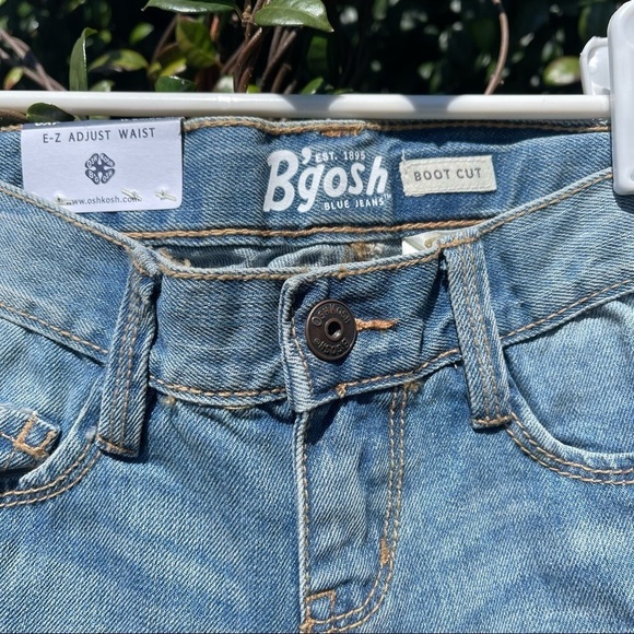 NWT OshKosh B’gosh Light Wash Bootcut Girls Denim Jeans - Picture 4 of 9